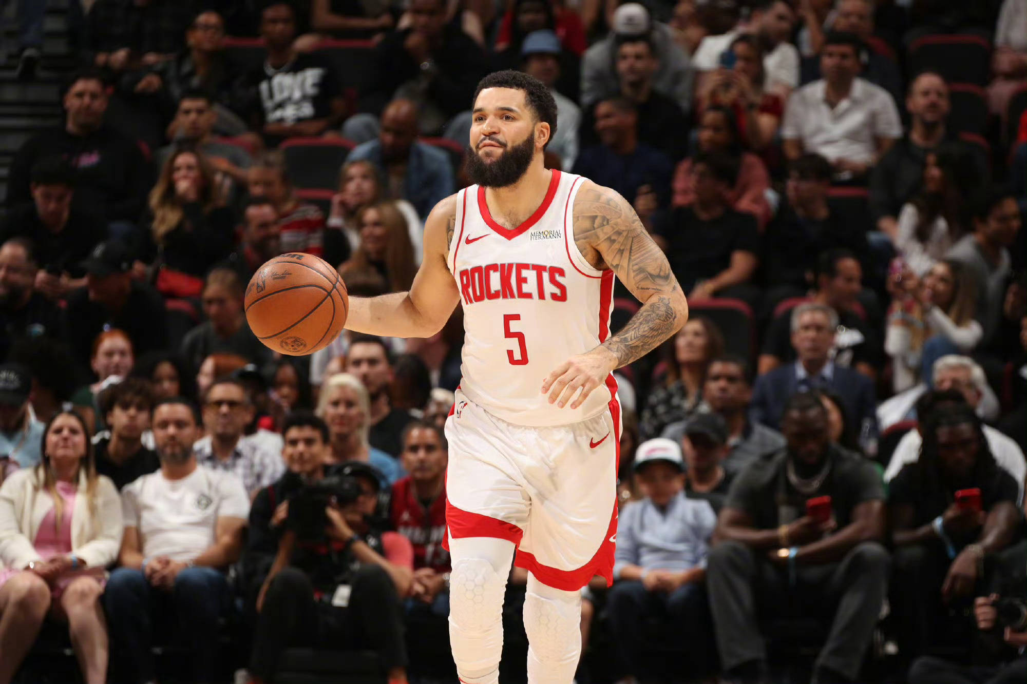 次抢断的全, 接动摇球队 次抢断的全, 接动摇球队