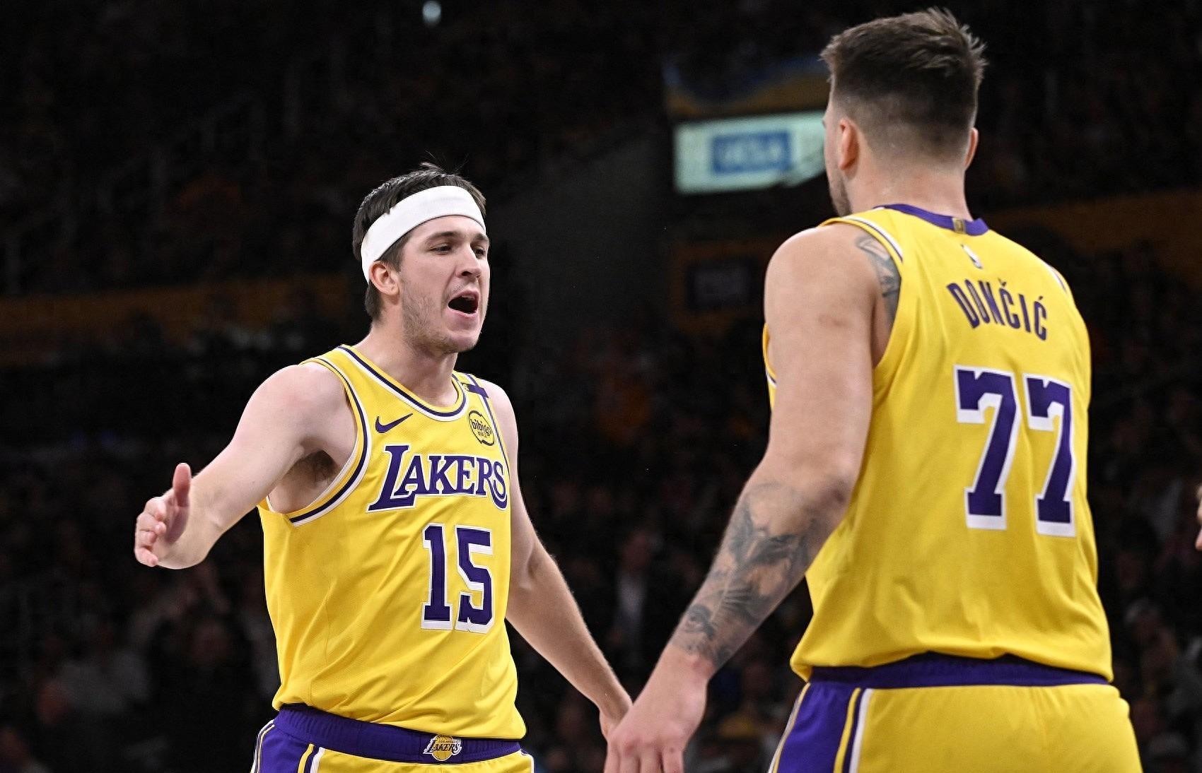 万美元合同, ts, 案为球队提